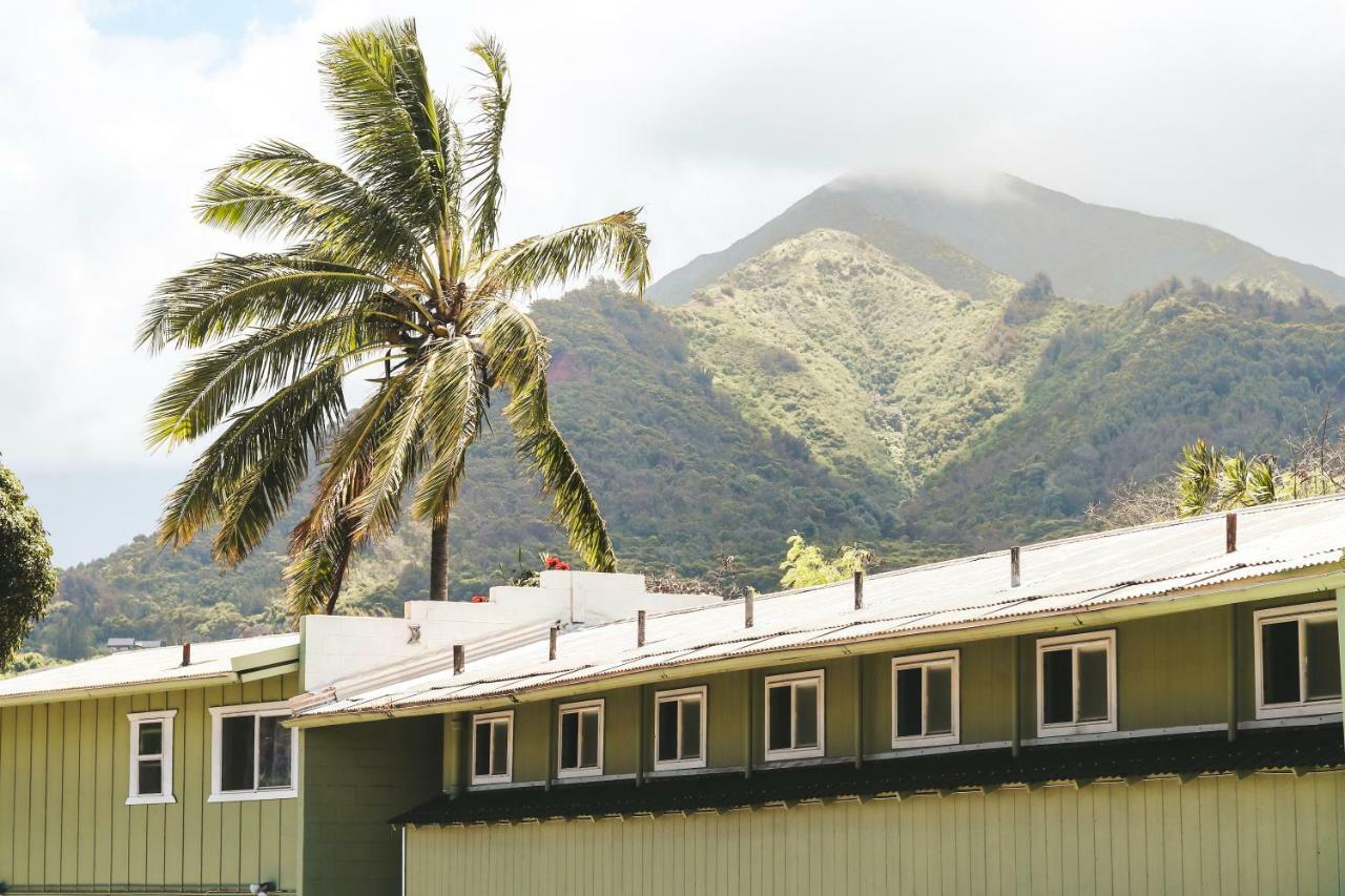 Central Maui Hostel Wailuku Extérieur photo